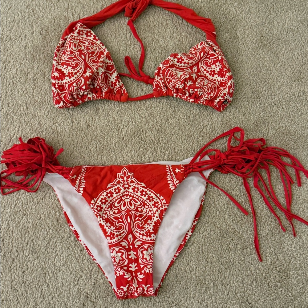VINTAGE Billabong Red and White Floral Bikini